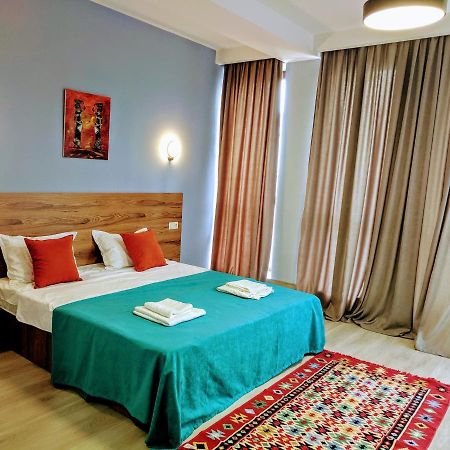 Hotel 5 Rooms 第比利斯 外观 照片