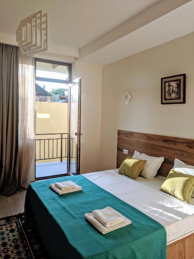 Hotel 5 Rooms 第比利斯 外观 照片