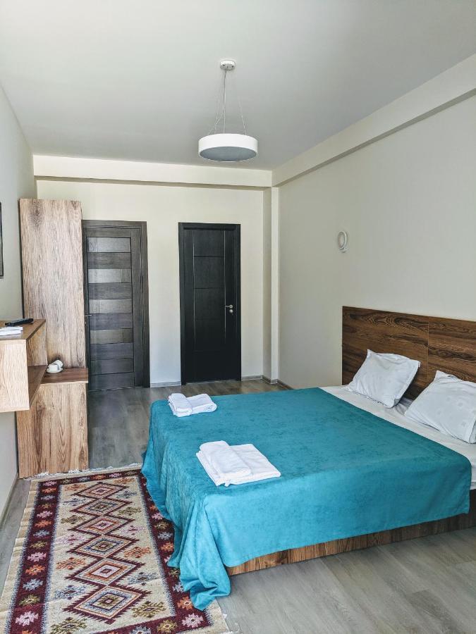 Hotel 5 Rooms 第比利斯 外观 照片