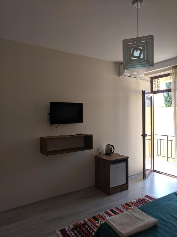 Hotel 5 Rooms 第比利斯 外观 照片